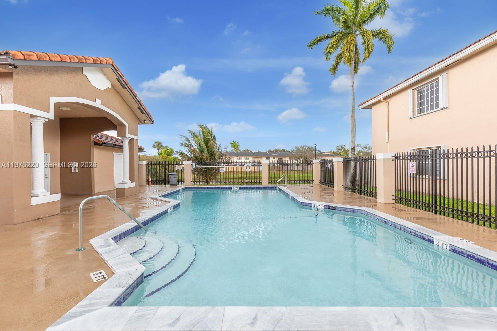 LAGO LINDO TOWNVILLAS CON - Residential Lease