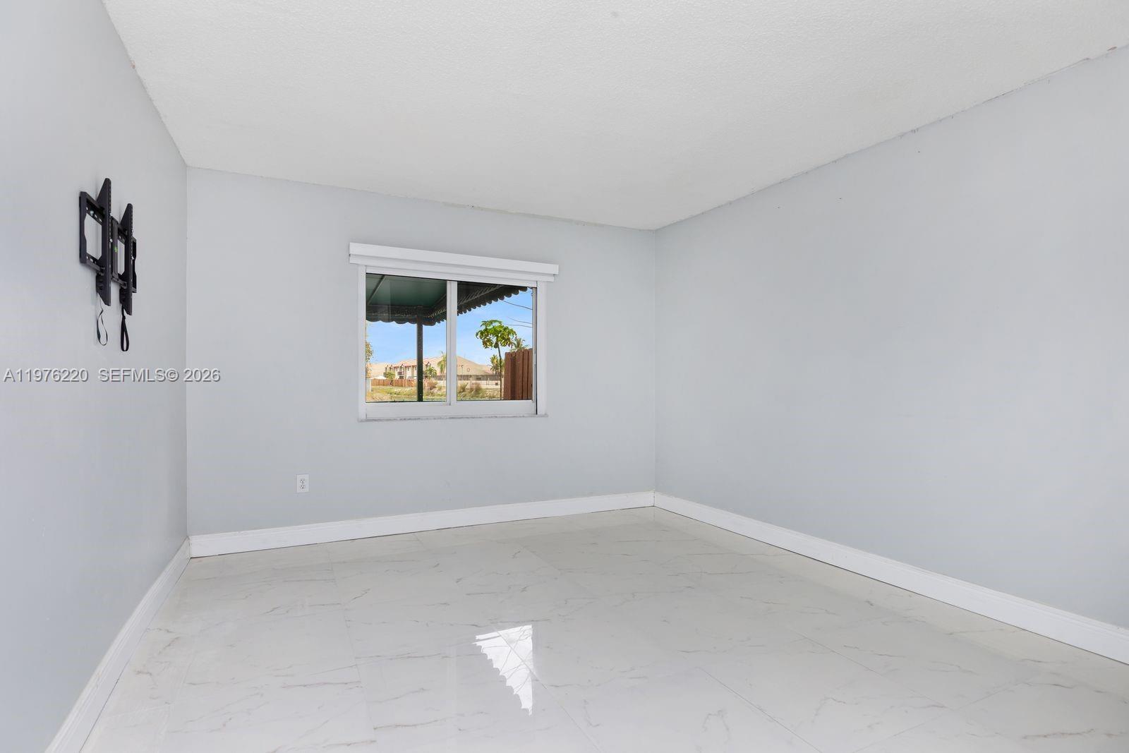 LAGO LINDO TOWNVILLAS CON - Residential Lease