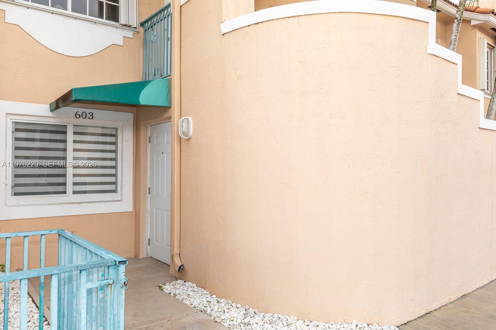 LAGO LINDO TOWNVILLAS CON - Residential Lease