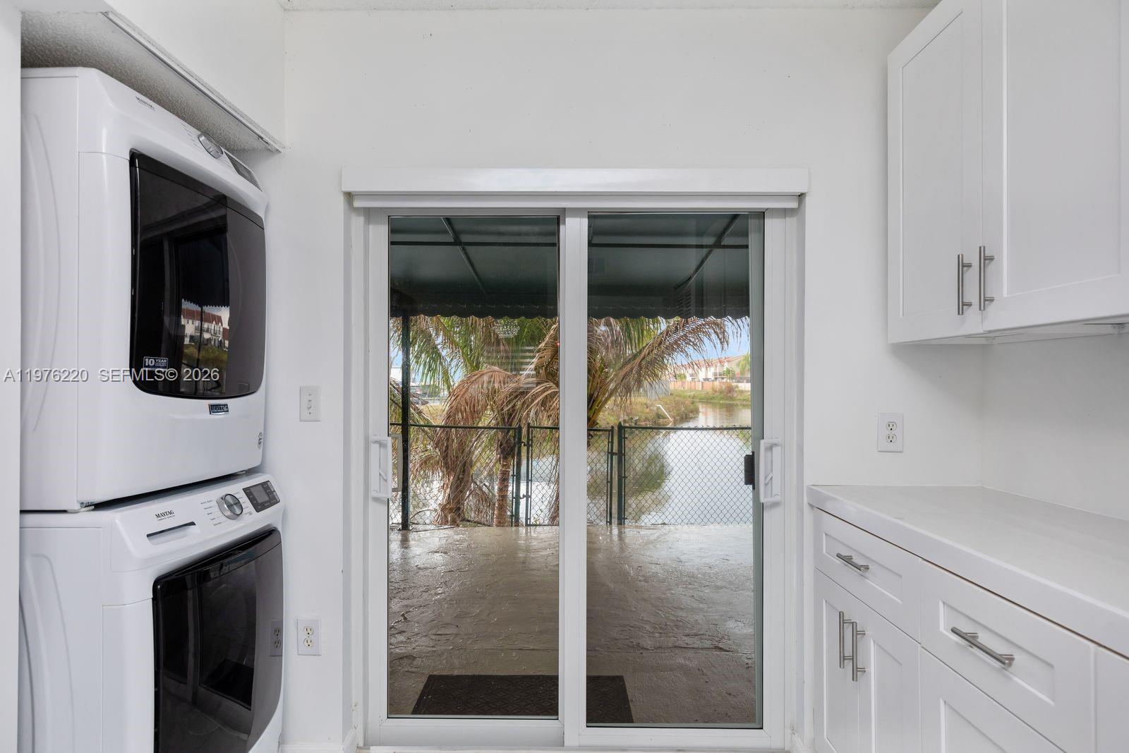 LAGO LINDO TOWNVILLAS CON - Residential Lease