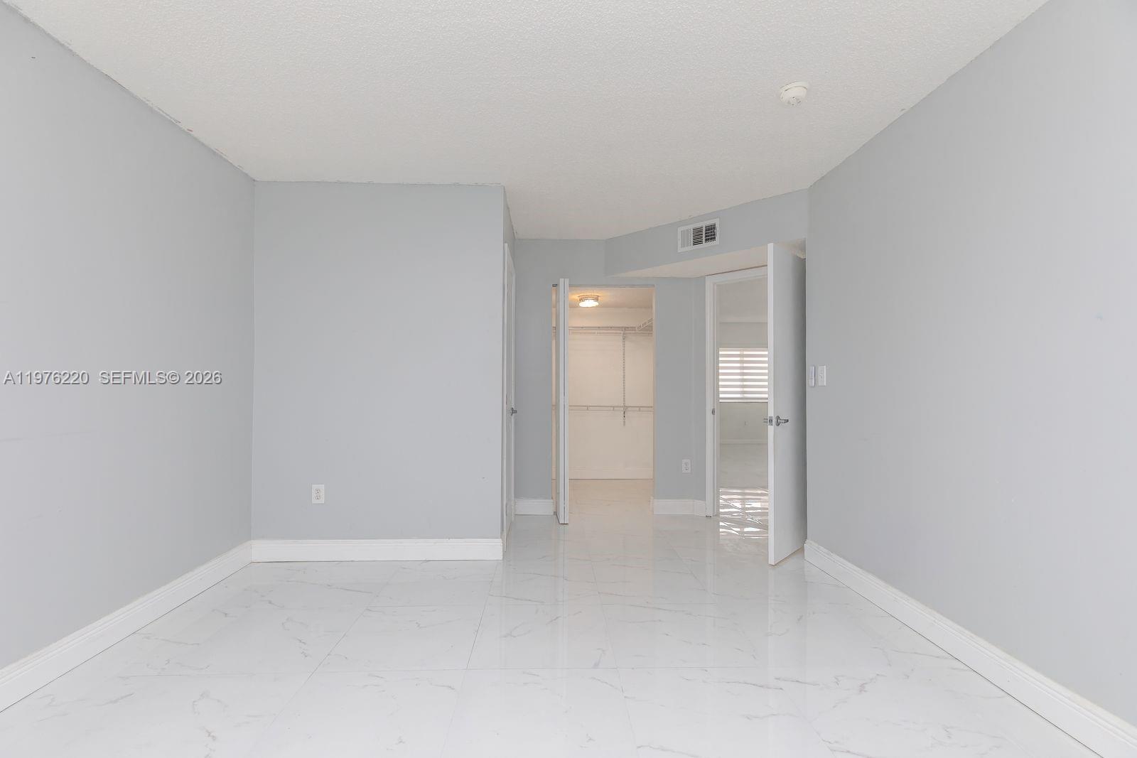 LAGO LINDO TOWNVILLAS CON - Residential Lease