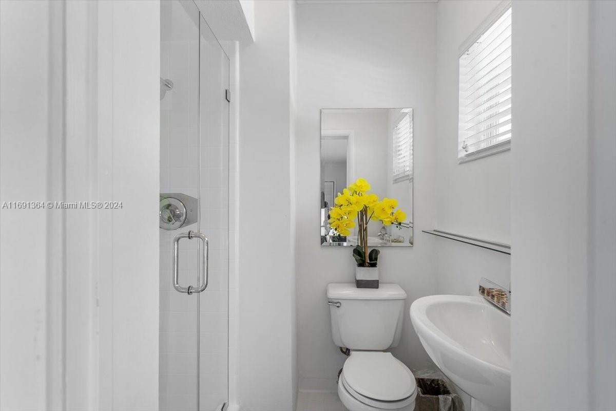 BAY POINT - Residential