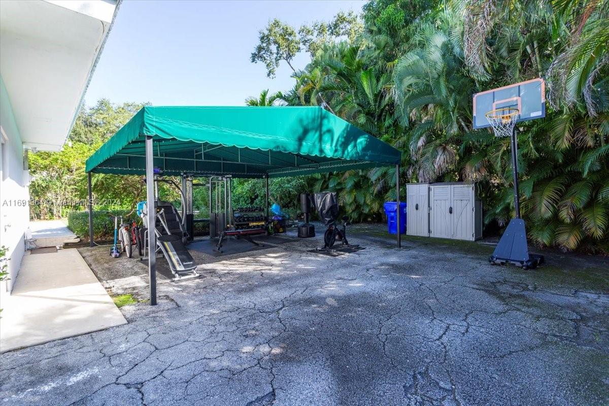 BAY POINT - Residential