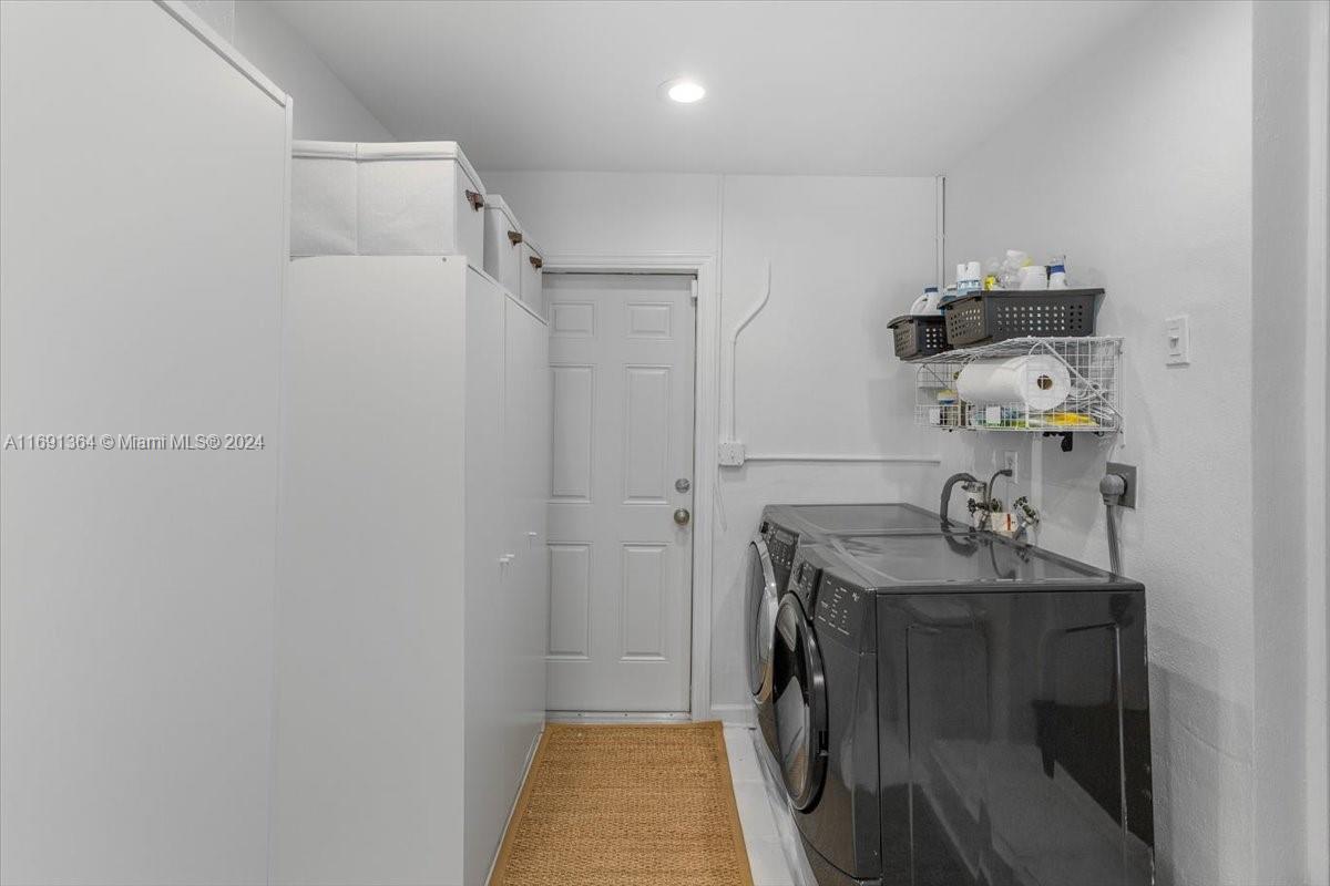 BAY POINT - Residential