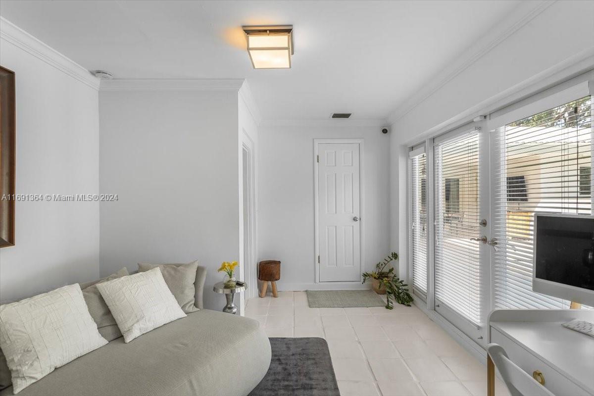 BAY POINT - Residential