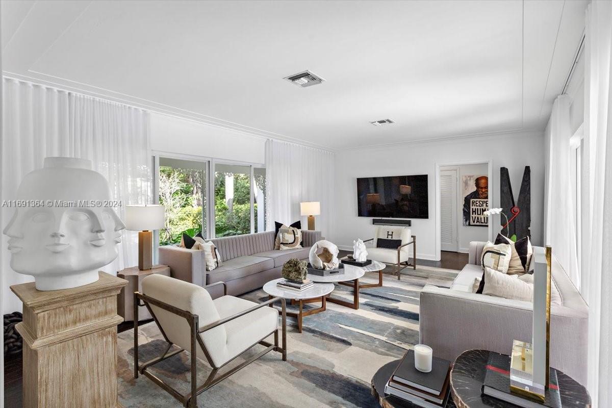 BAY POINT - Residential
