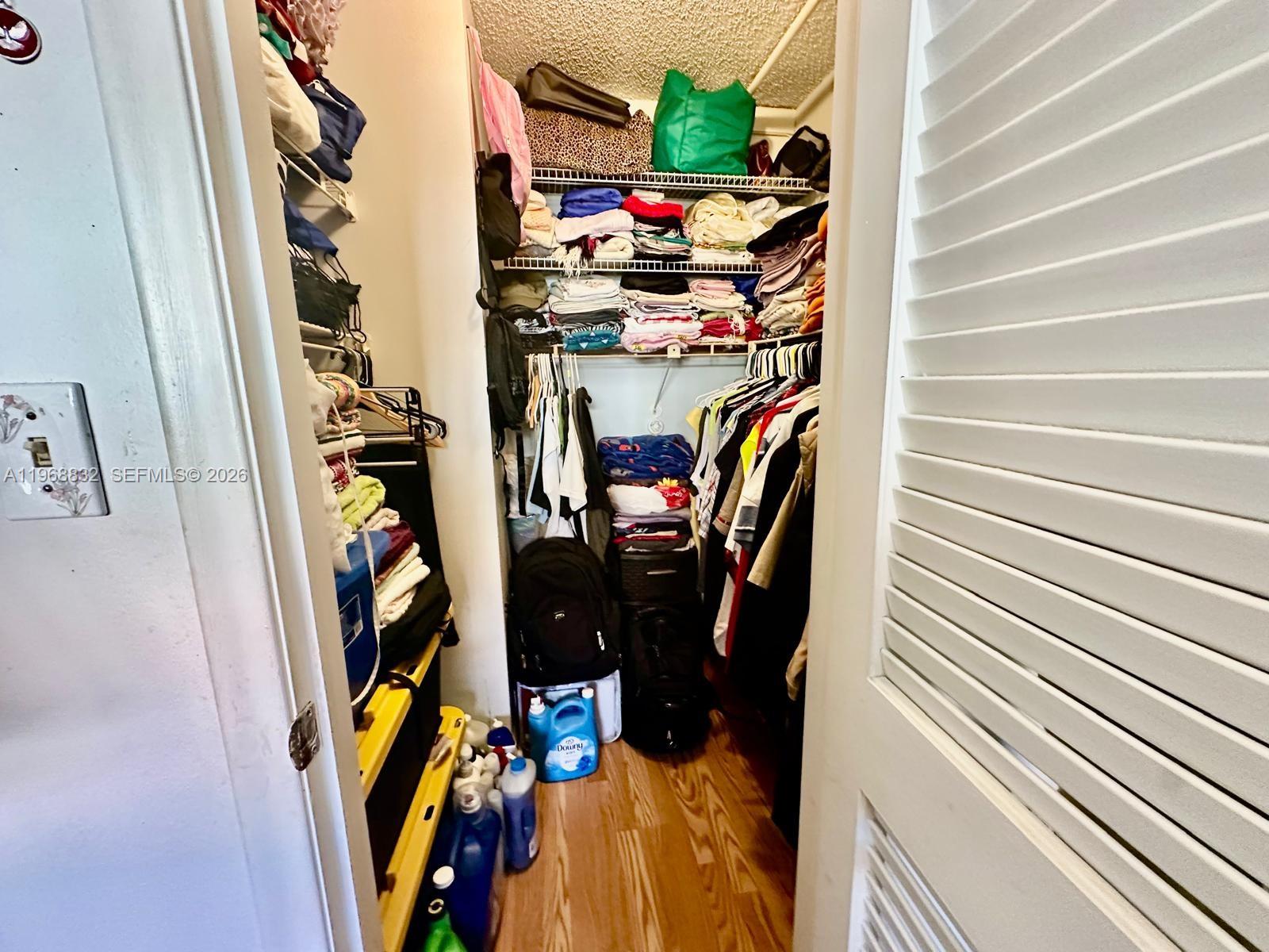 HOLLYBROOK GOLF AND TENNIS - Residential