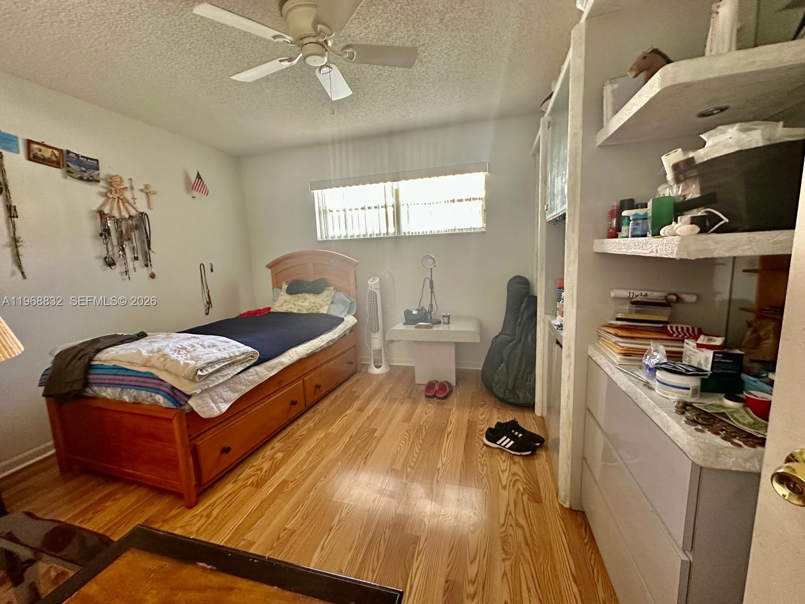 HOLLYBROOK GOLF AND TENNIS - Residential