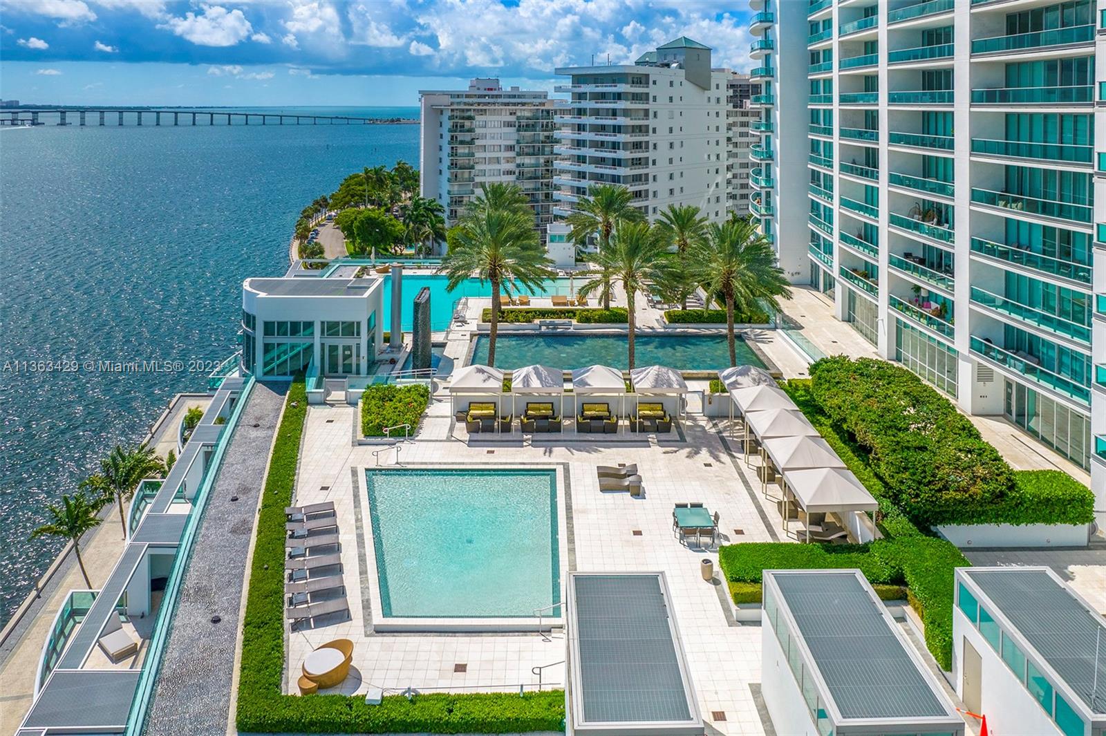 JADE RESIDENCES AT BRICKE - Residential