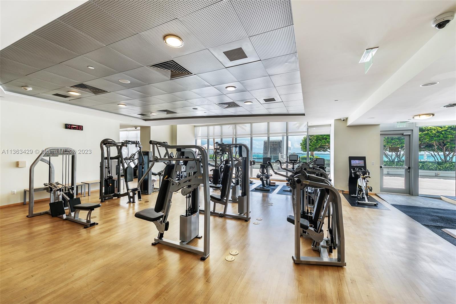 JADE RESIDENCES AT BRICKE - Residential