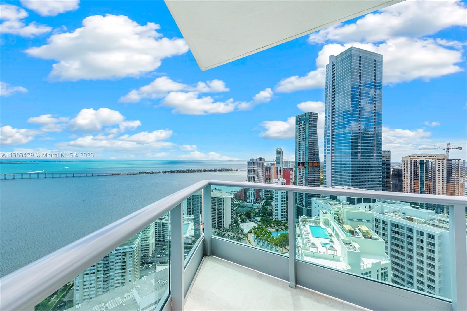 JADE RESIDENCES AT BRICKE - Residential
