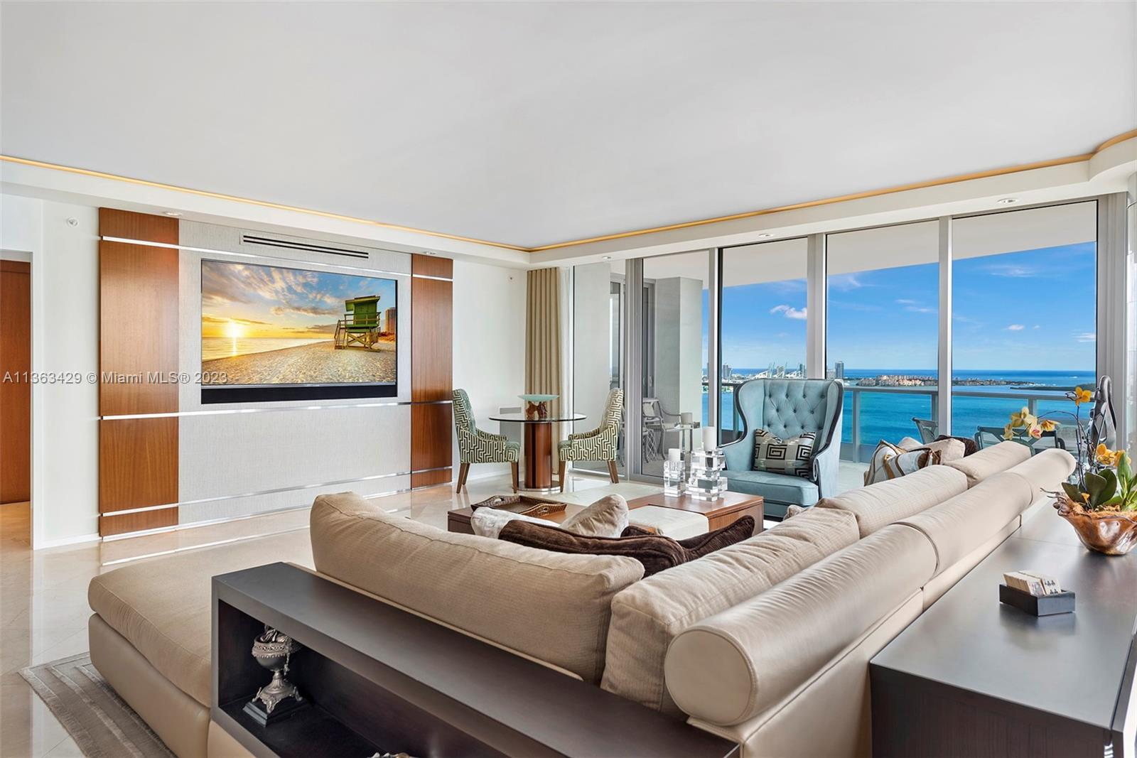 JADE RESIDENCES AT BRICKE - Residential
