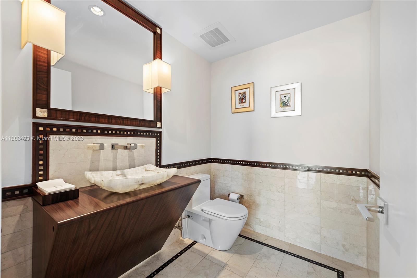 JADE RESIDENCES AT BRICKE - Residential