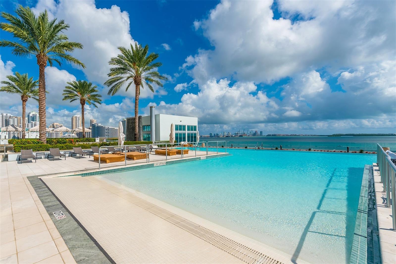 JADE RESIDENCES AT BRICKE - Residential