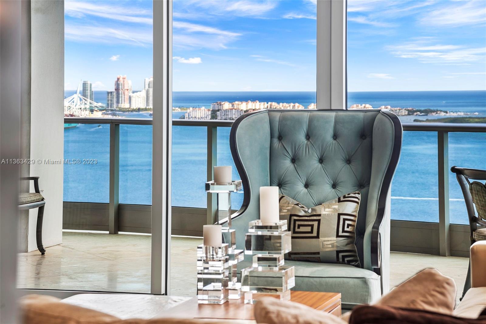 JADE RESIDENCES AT BRICKE - Residential