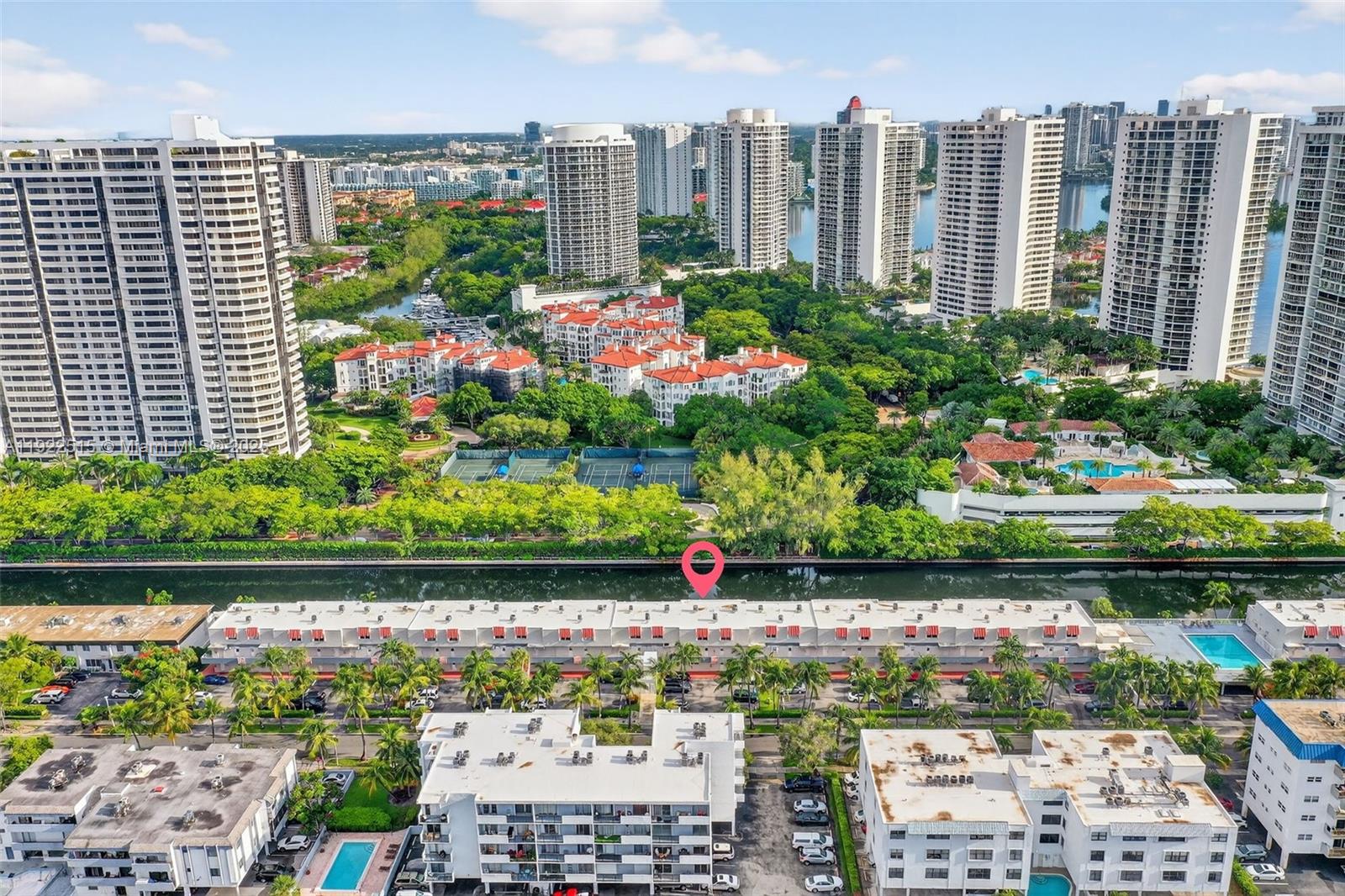 SANDPIPER CONDO - Residential