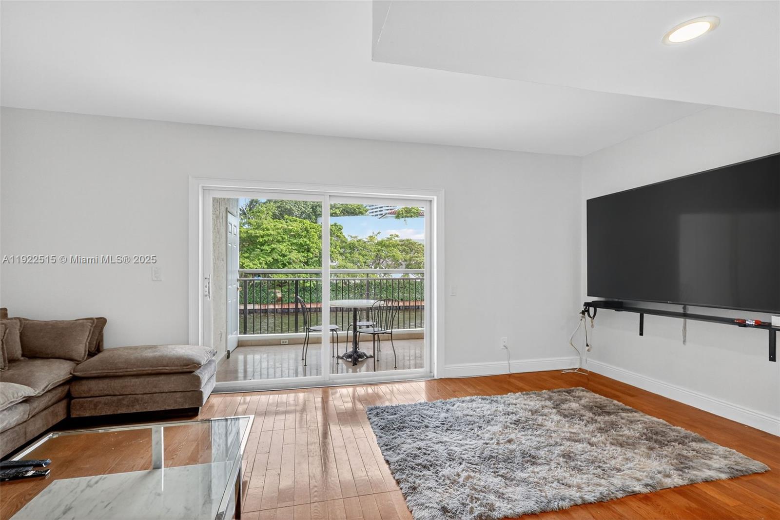 SANDPIPER CONDO - Residential