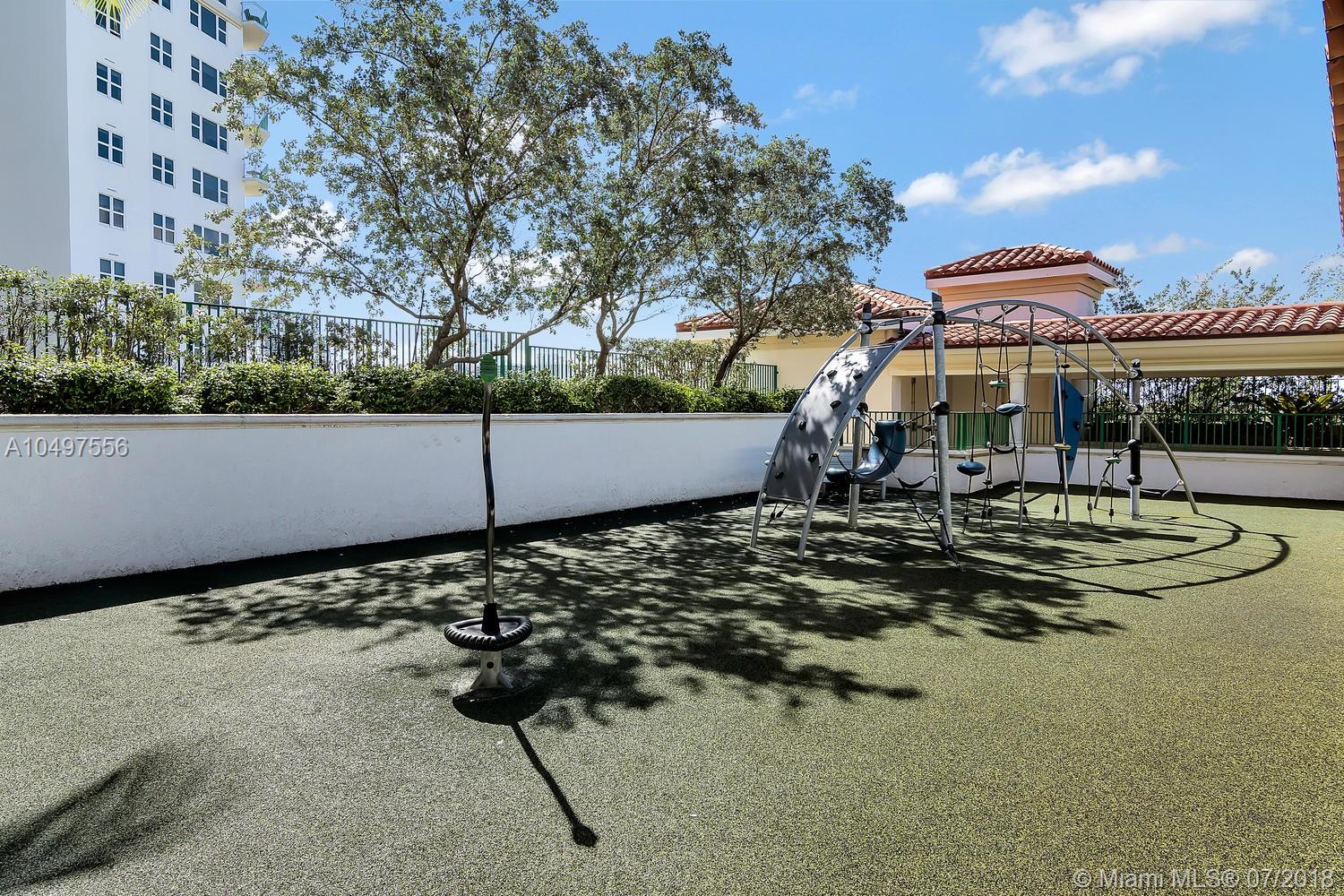 TURNBERRY VILLAGE - Residential Lease