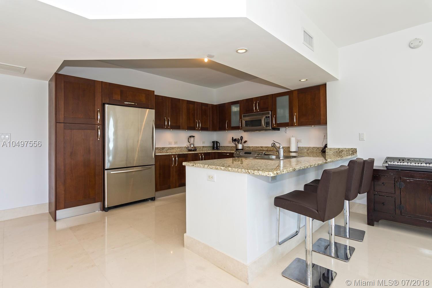 TURNBERRY VILLAGE - Residential Lease