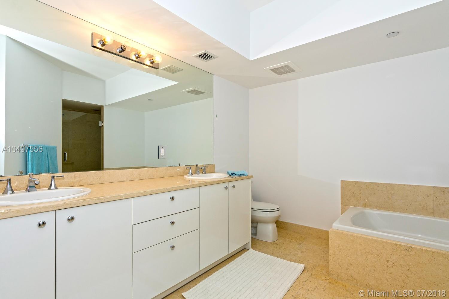 TURNBERRY VILLAGE - Residential Lease