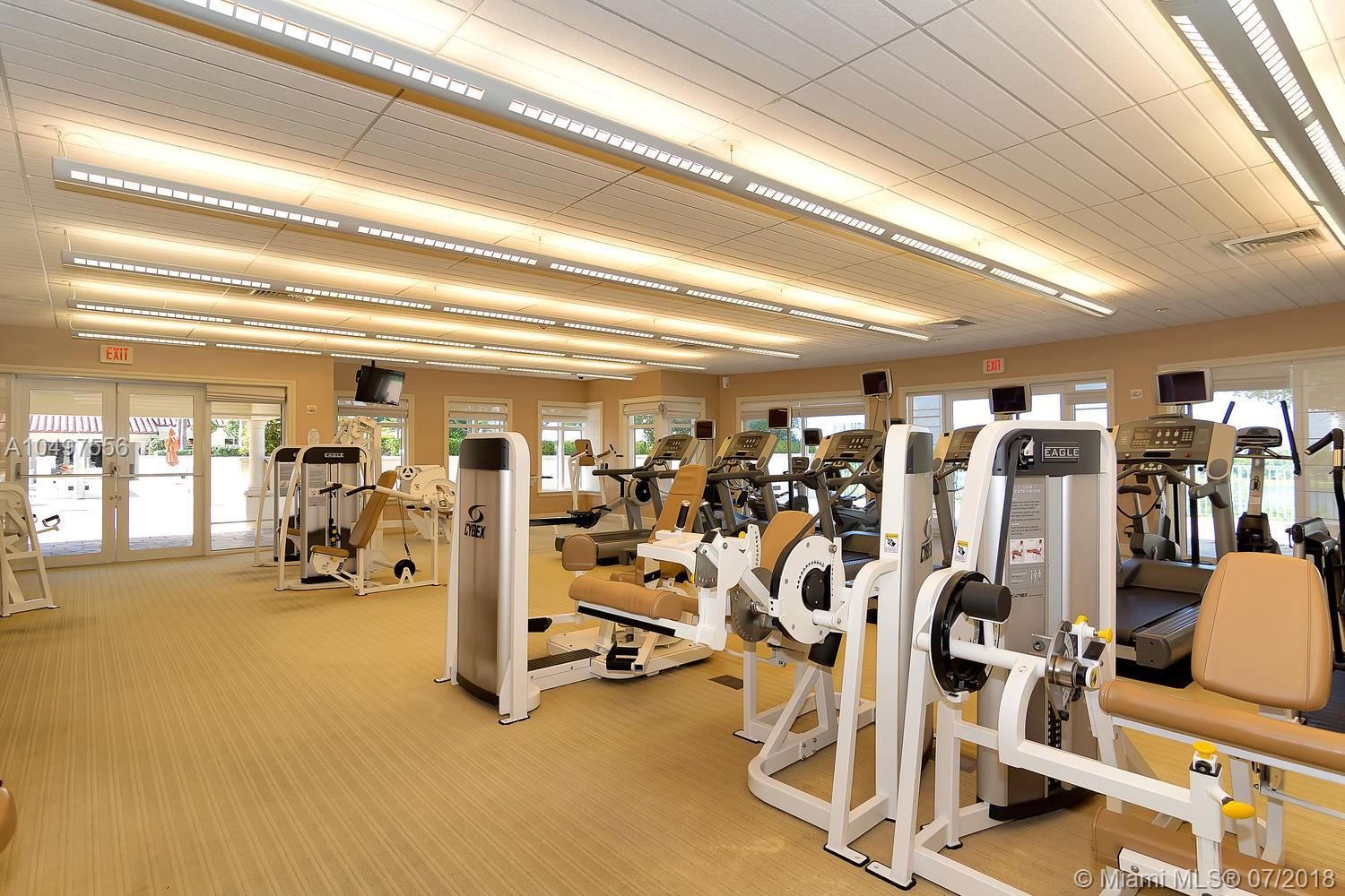 TURNBERRY VILLAGE - Residential Lease