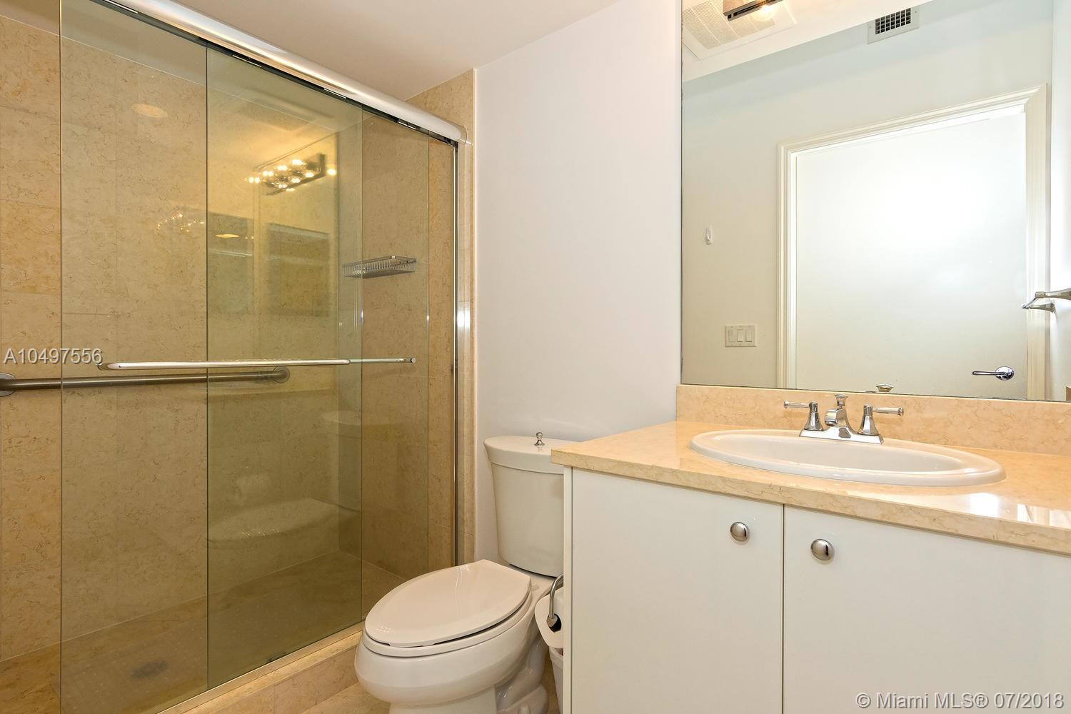 TURNBERRY VILLAGE - Residential Lease