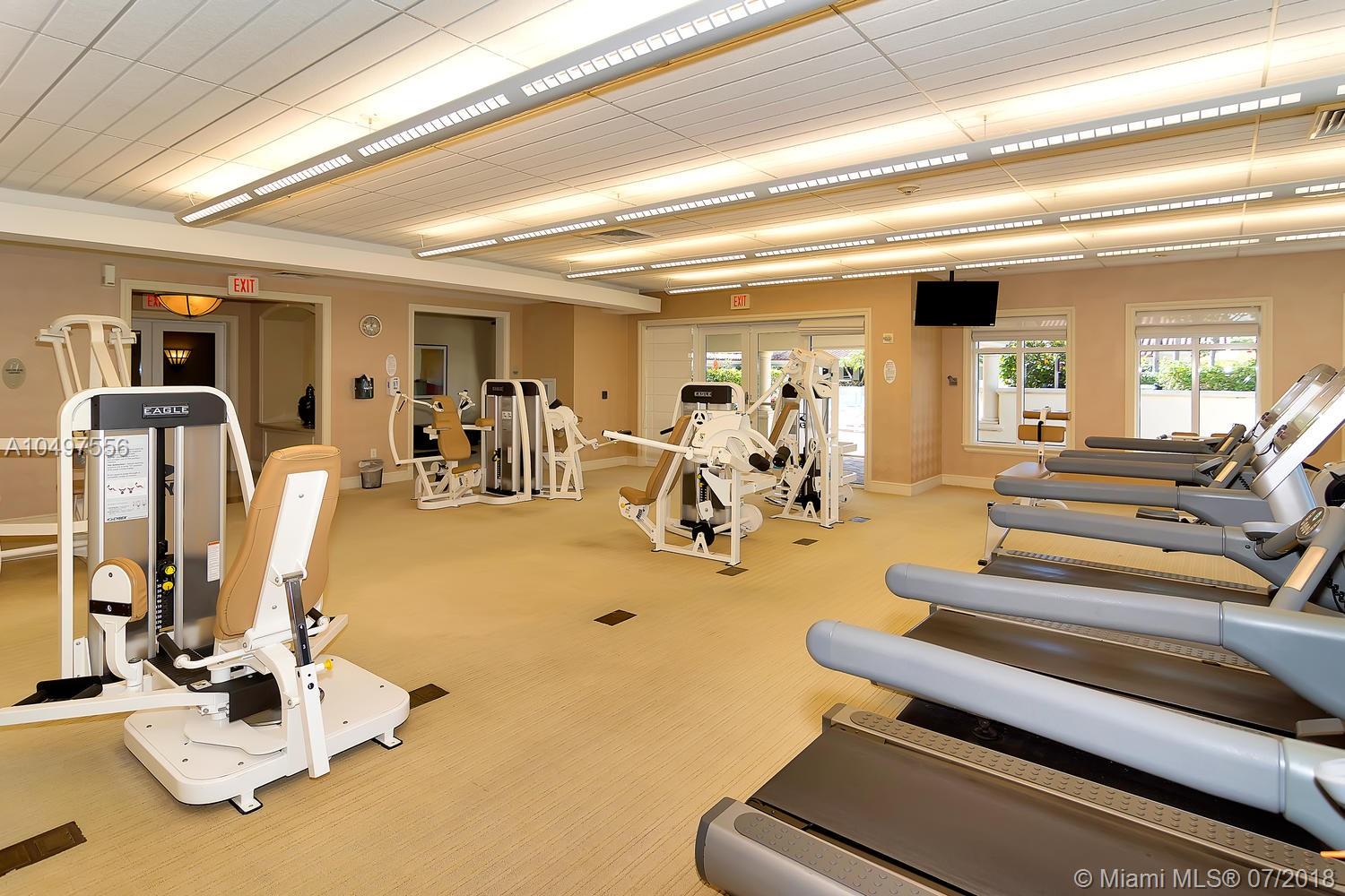 TURNBERRY VILLAGE - Residential Lease