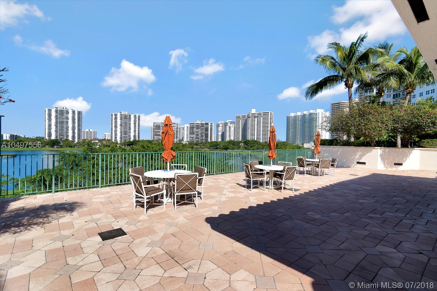 TURNBERRY VILLAGE - Residential Lease