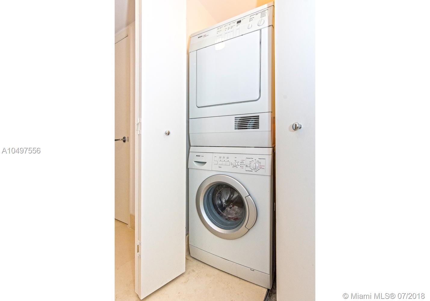 TURNBERRY VILLAGE - Residential Lease