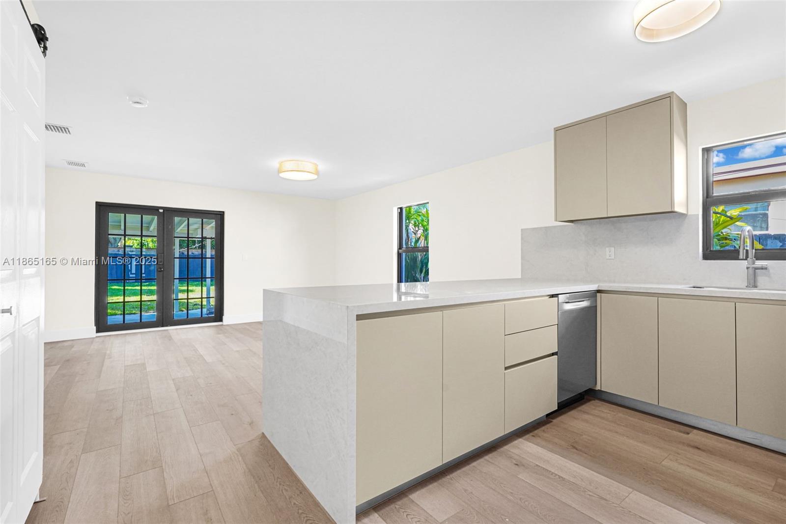 136 NW 53