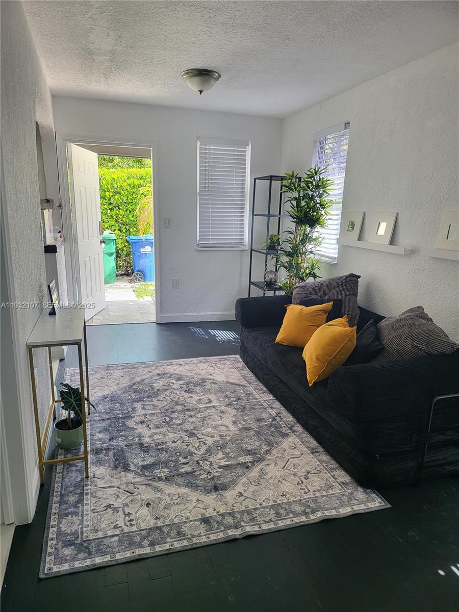 DIXIE MANOR - Residential Income