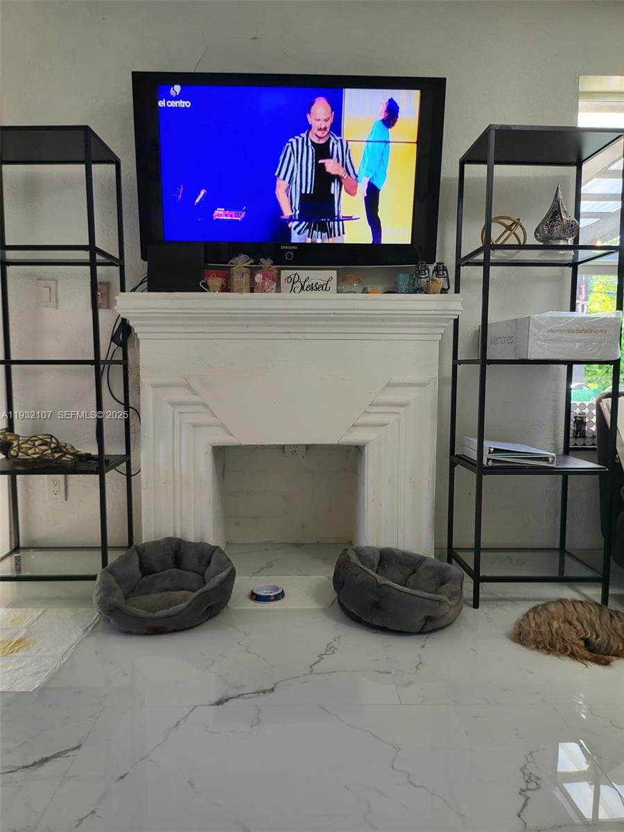 DIXIE MANOR - Residential Income