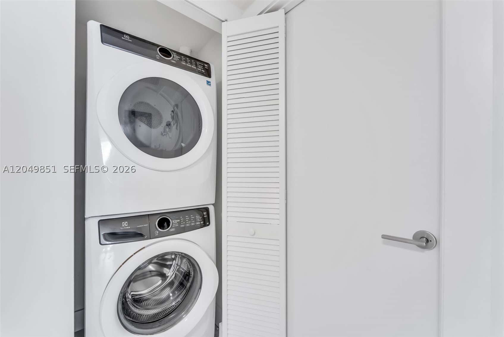 300 Sunny Isles Blvd 4-1603