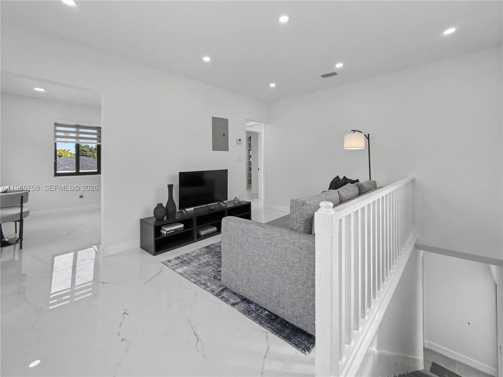 AMD PLAT OF ALVATON - Residential Income