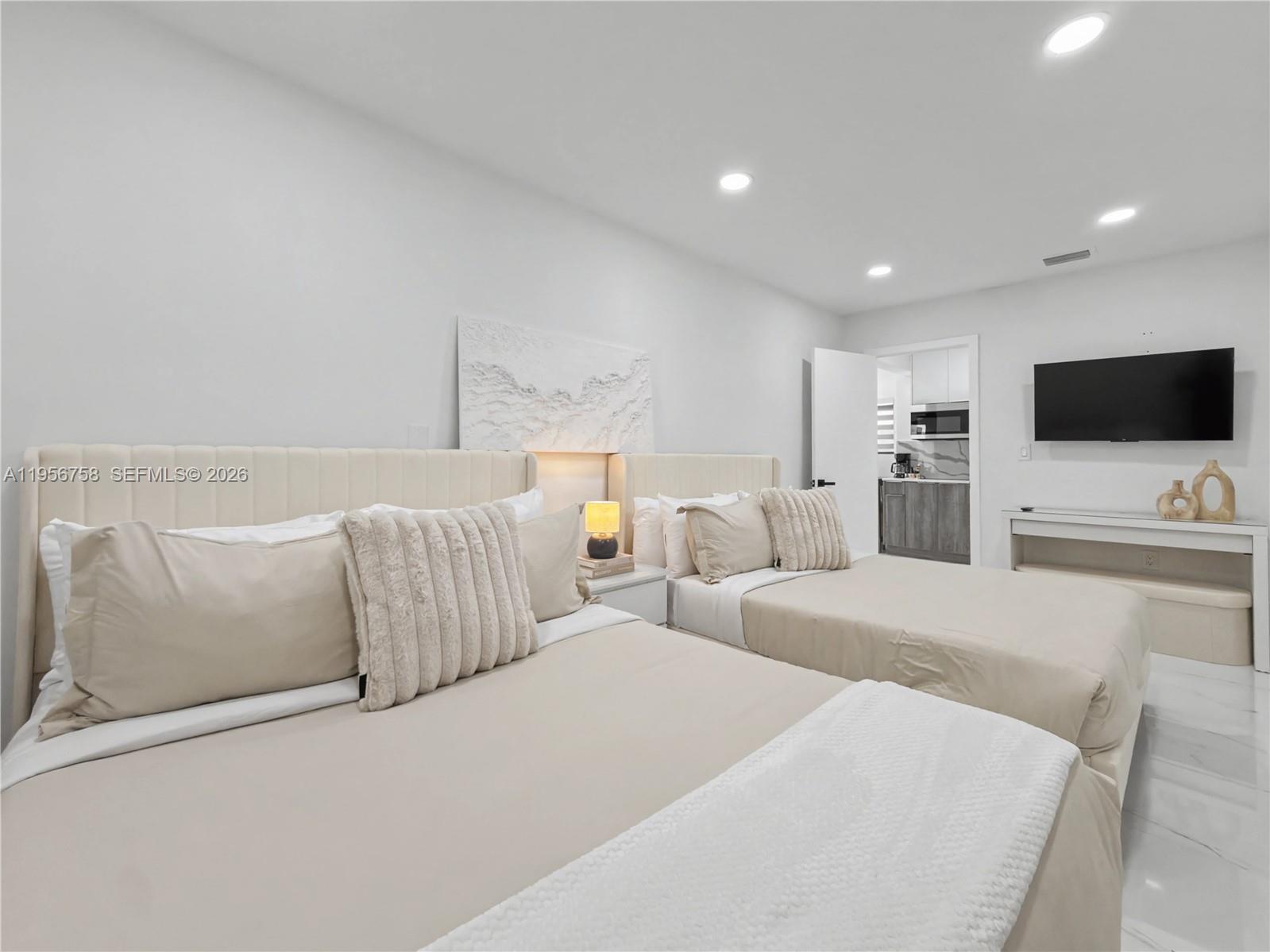 AMD PLAT OF ALVATON - Residential Income