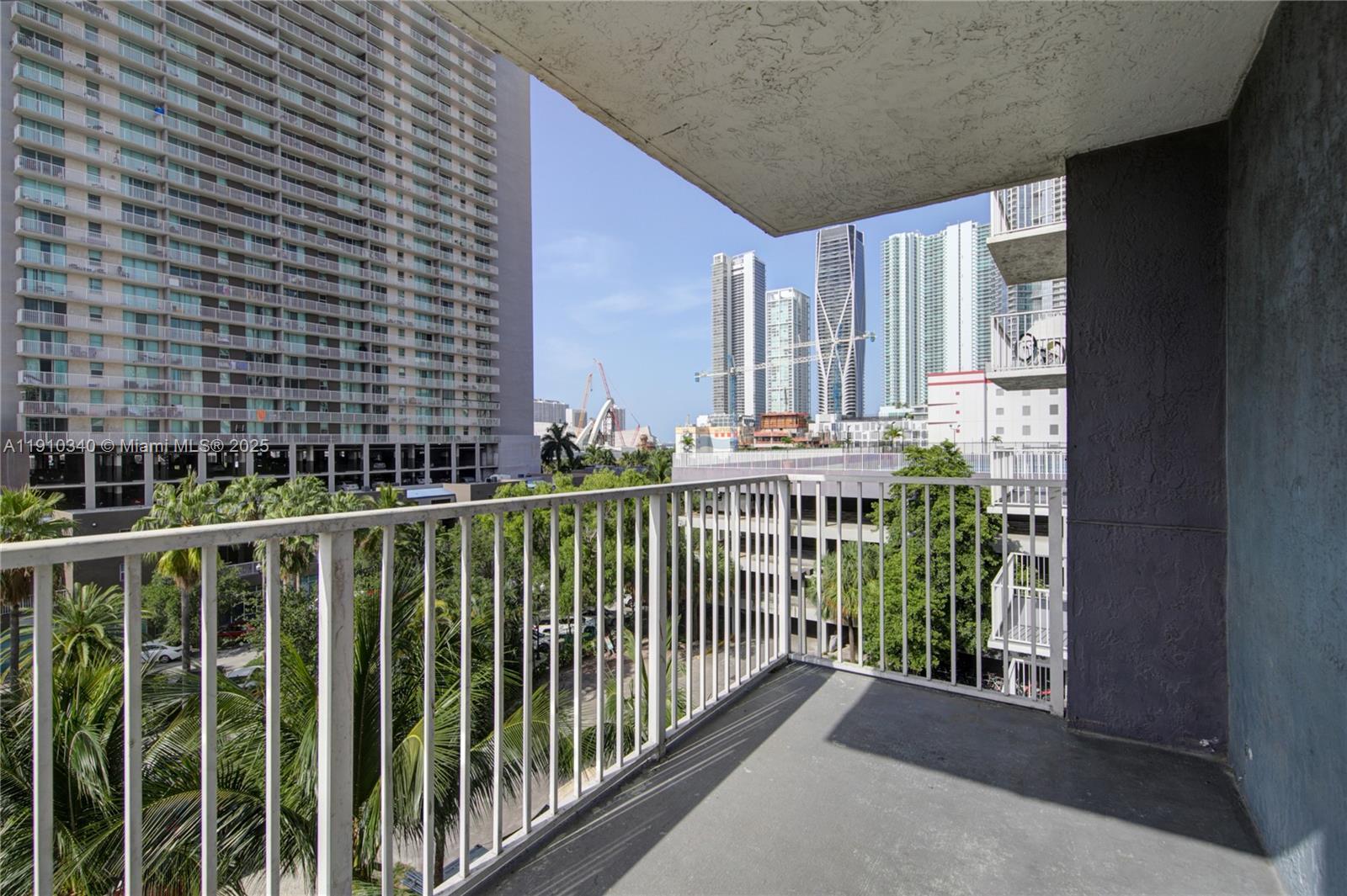 MADISON DOWNTOWN CONDO - Residential Lease