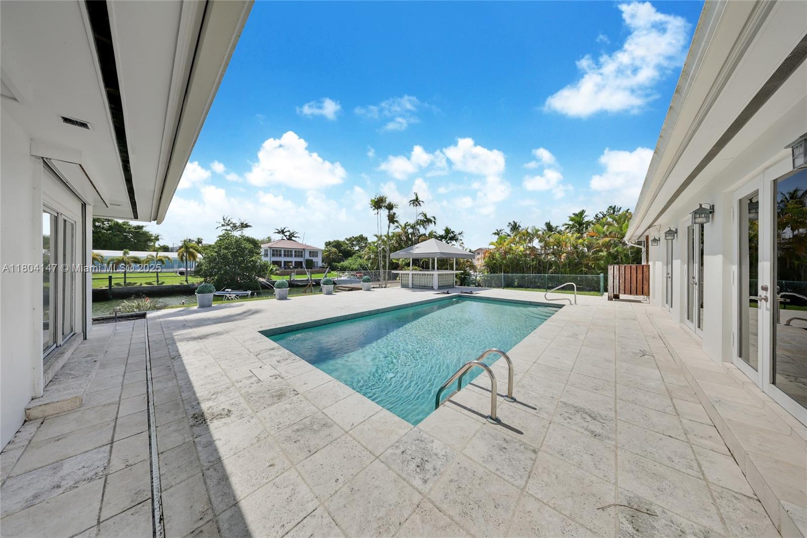 RIVIERA WATERWAYS - Residential