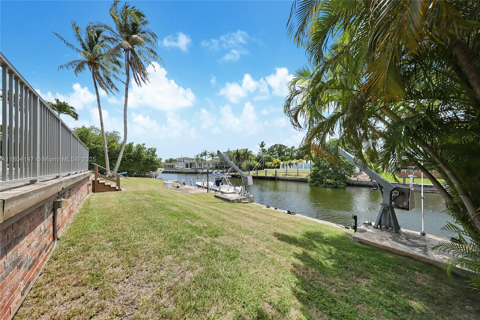 RIVIERA WATERWAYS - Residential