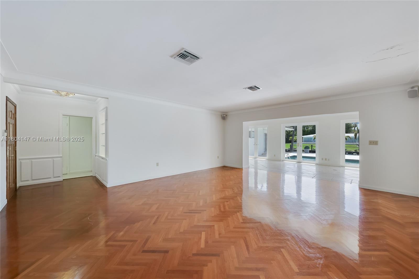 RIVIERA WATERWAYS - Residential