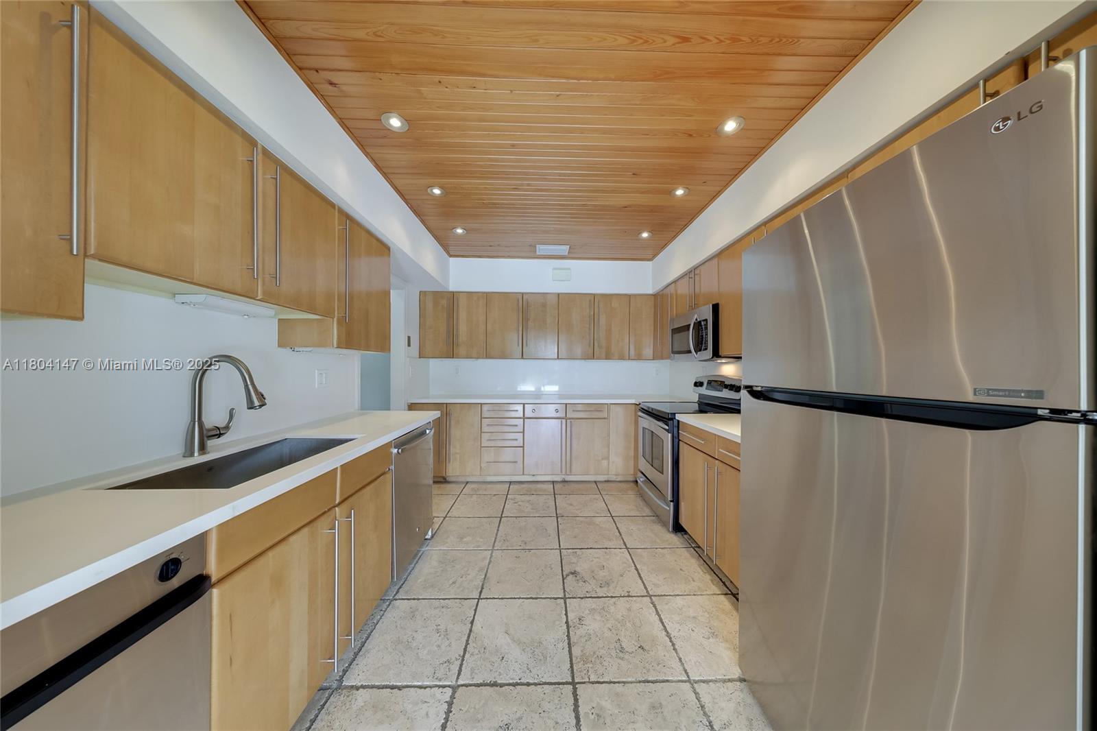 RIVIERA WATERWAYS - Residential