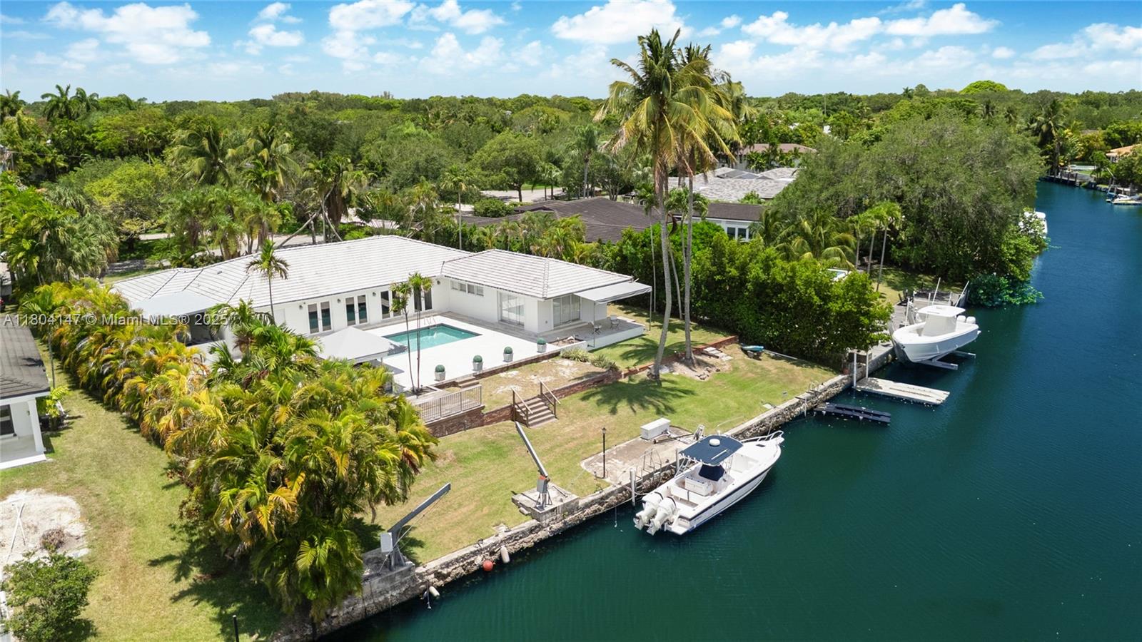 RIVIERA WATERWAYS - Residential