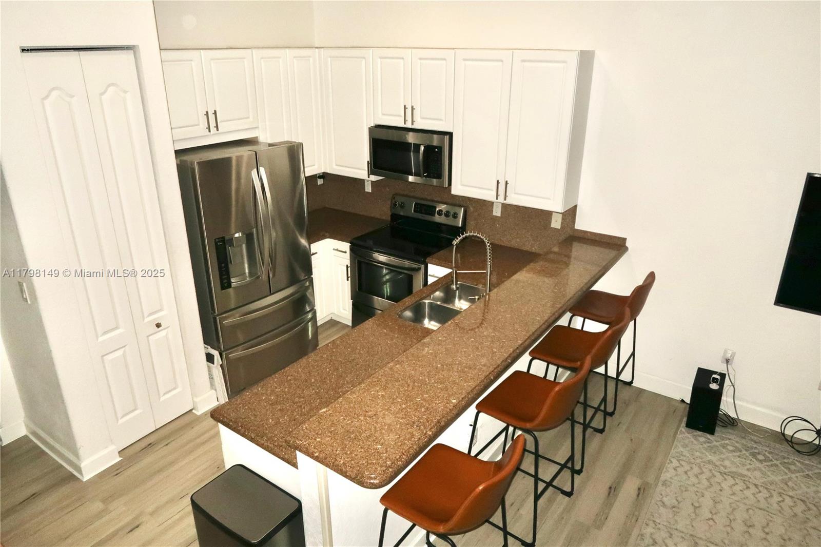 MEADOW PINES - Residential