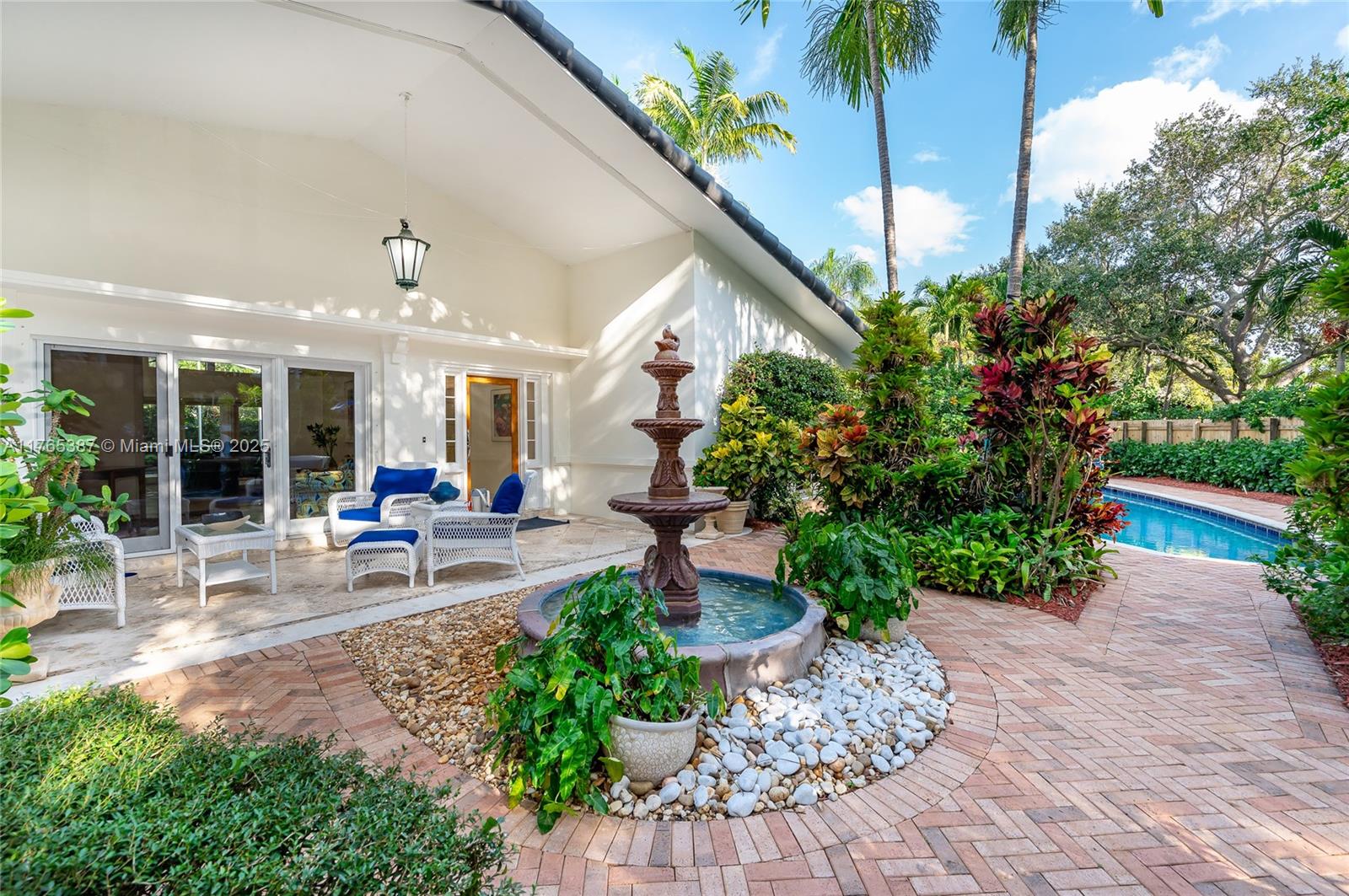 Property for Sale at 269 Cranwood Dr, Key Biscayne, Miami-Dade County, Florida - Bedrooms: 5 
Bathrooms: 4  - $4,490,000