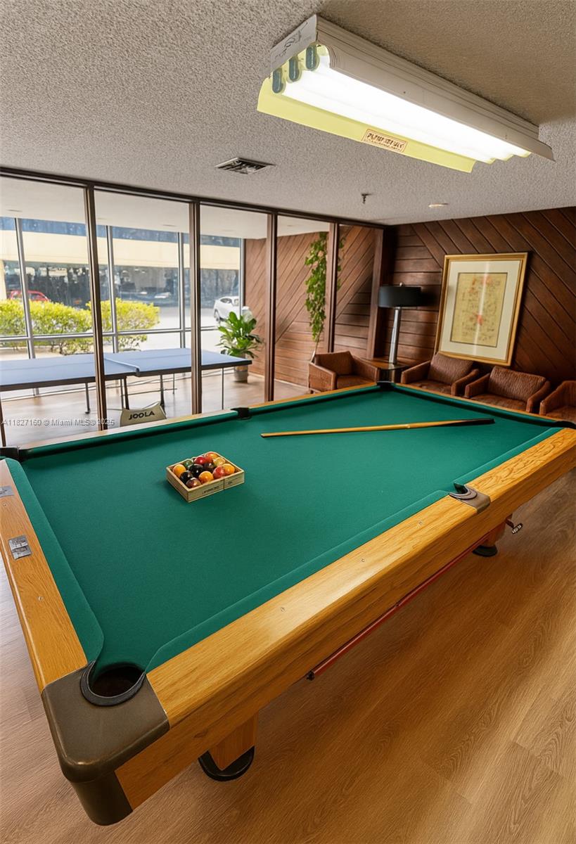 GREYNOLDS PARK CLUB CONDO - Residential