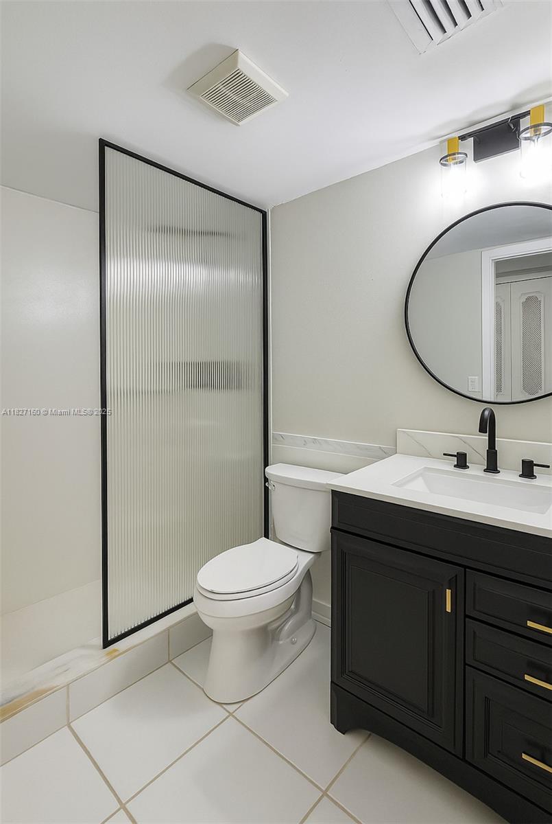 GREYNOLDS PARK CLUB CONDO - Residential