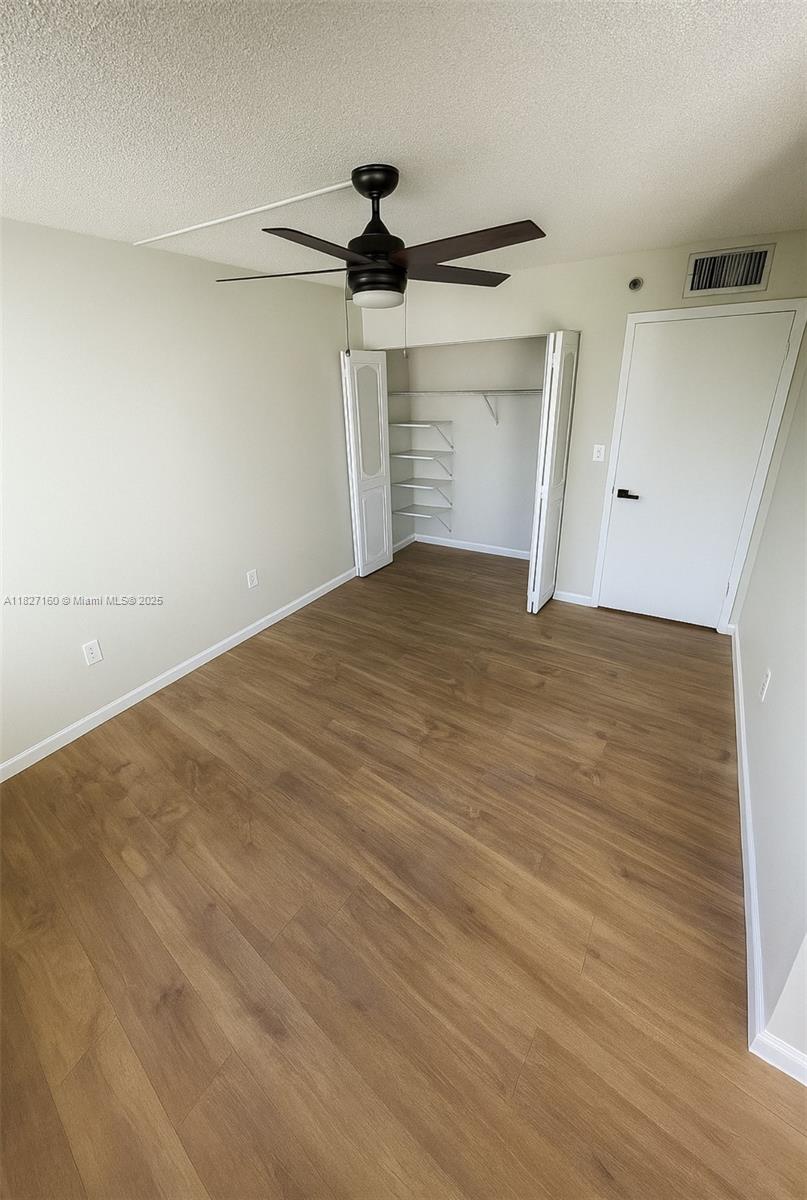 GREYNOLDS PARK CLUB CONDO - Residential