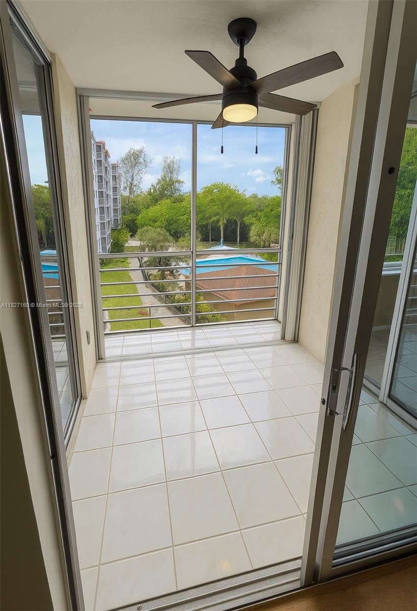 GREYNOLDS PARK CLUB CONDO - Residential