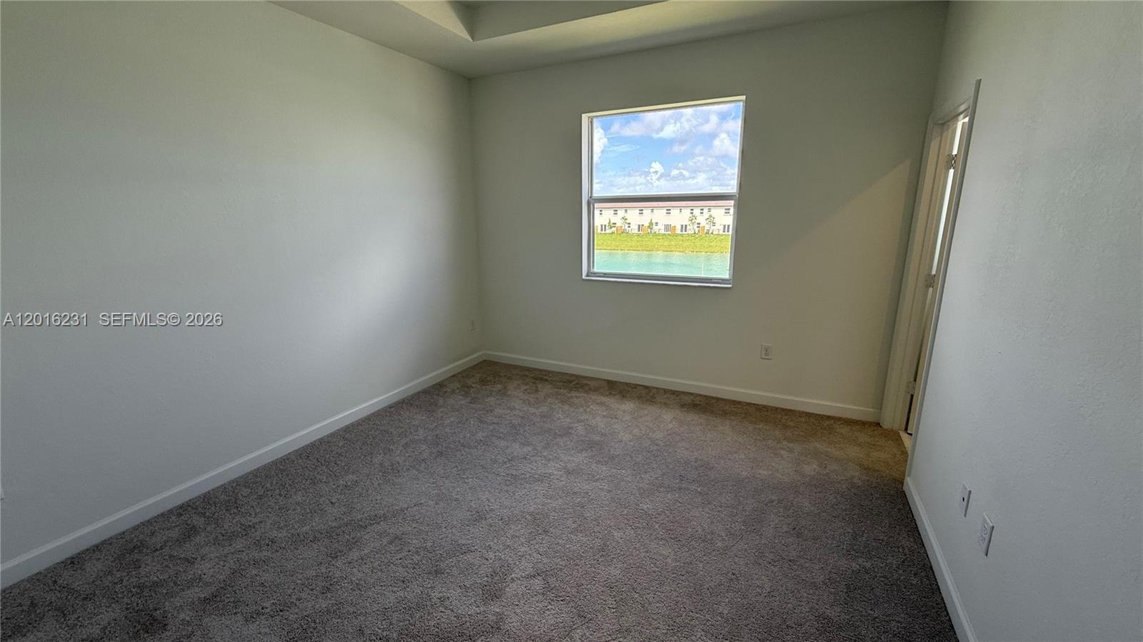 ALTAMIRA - Residential Lease