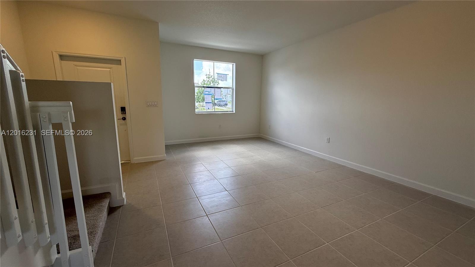 ALTAMIRA - Residential Lease