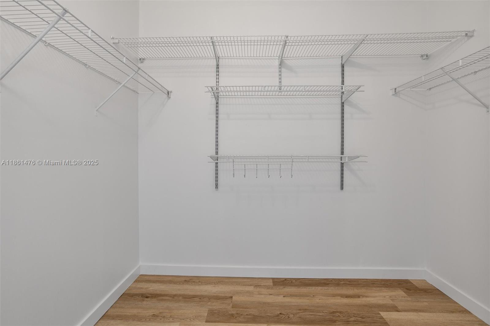 KEYSTONE COURTS CONDO - Residential